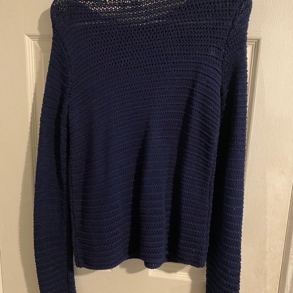 Gap sweaters small
